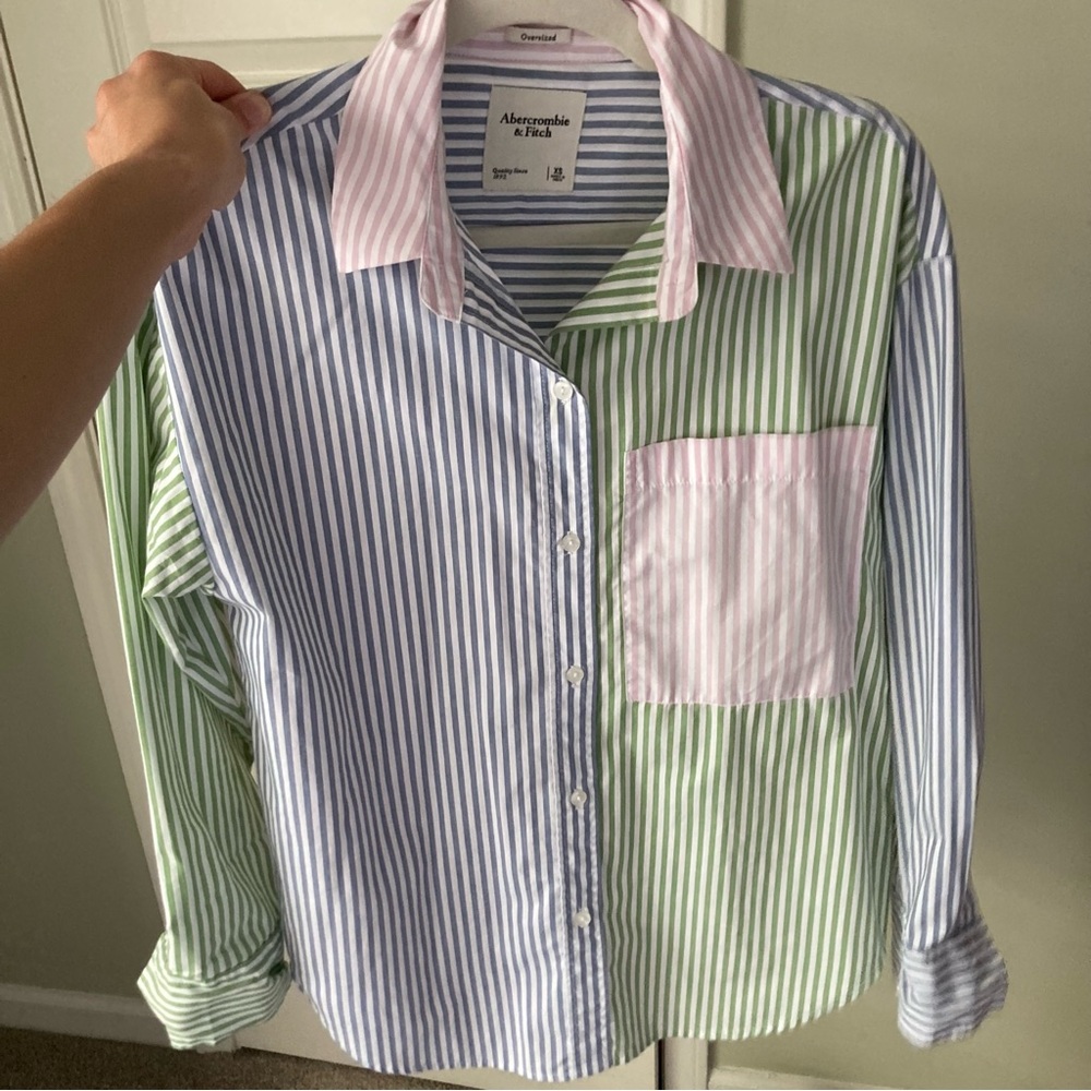 Abercrombie & Fitch Oversized Poplin Button-Up Shirt XS